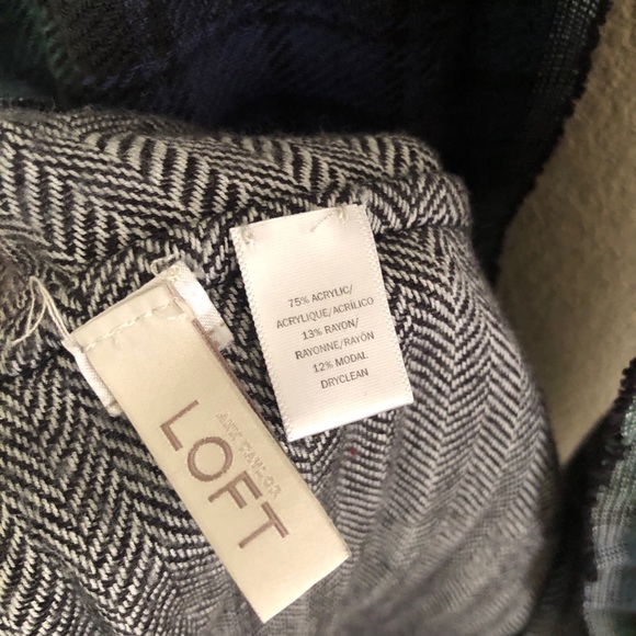 Loft Double Sided Circle Scarf Plaid & Herringbone - Picture 3 of 3